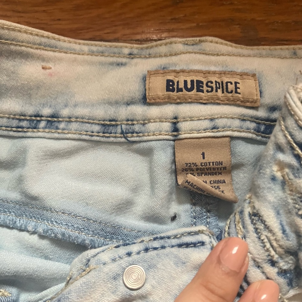 Bluespice denim shorts 🩳 - Picture 7 of 11